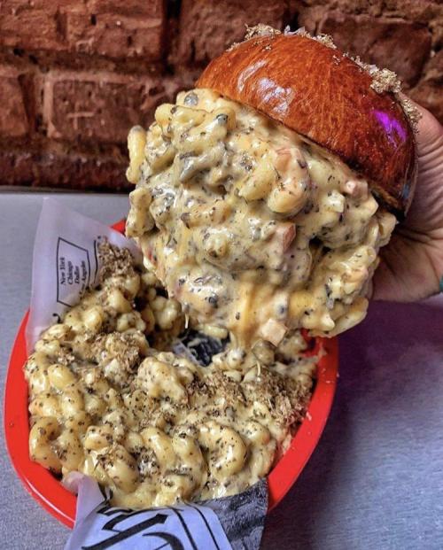 Mac n cheese burger from Flip n Toss in NYC. I can just image how wet and soggy that bottom bun from