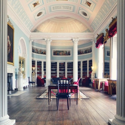 londongramer:
“ #LondonReviewed | Hey #London! @christineadel took this photo of the Library in Kenwood House up in North London, #Hampstead. Kenwood House (also known as the Iveagh Bequest) is a former stately home, in Hampstead, London, on the...