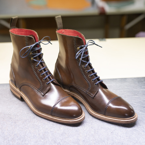 Introducing our New GMTO. Jumper boots 80223 in @horweenleather armagnac shell cordovan. Discover at