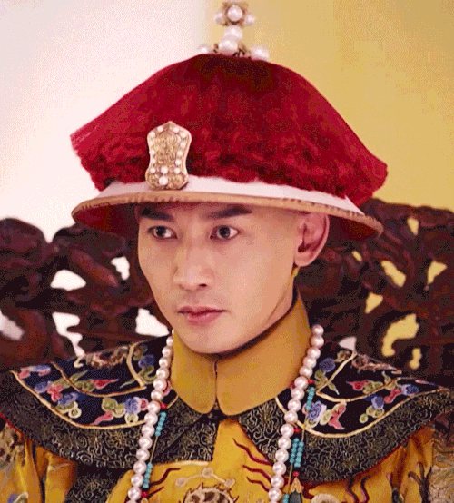 rvcameltt:Guzhuang appreciation month: our favorite fashionistas Emperor Qianglong + robe