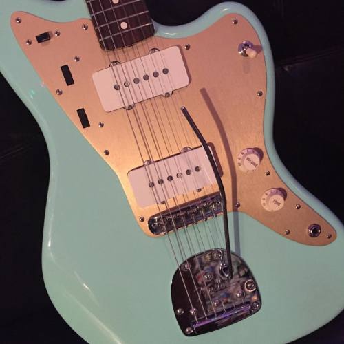 Fender Classic 60’s Jazzmaster Lacquer in Sea Foam Green.#fender #classic60s #jazzmaster #la