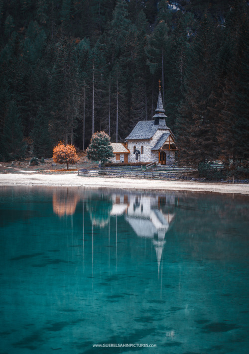 ponderation: Little Chapel by guerel sahin      Photographer’s Instagram | Facebook | Website