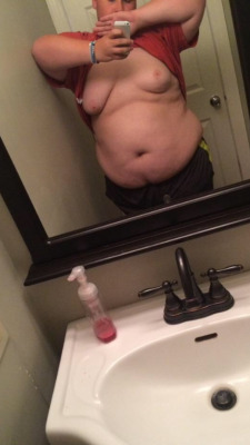 dodisuper:  chubbyboys2: Submission   Mmmmmm yummy chubbyboy