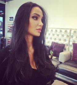 One shop stop for makeup hair and nails check them out @ohlalanaillounge by amyanderssen5