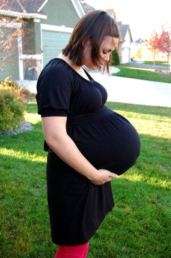 Pregnant Extreme