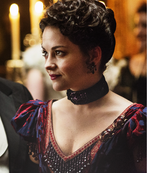 hecatepoole: Hecate &amp; Evelyn | 2.06 (x)