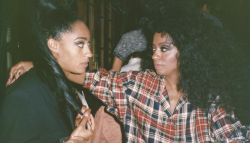 dadsworstnightmare:  tracee ellis ross and her mother diana backstage at thierry mugler’s s/s fashion show, 1991 