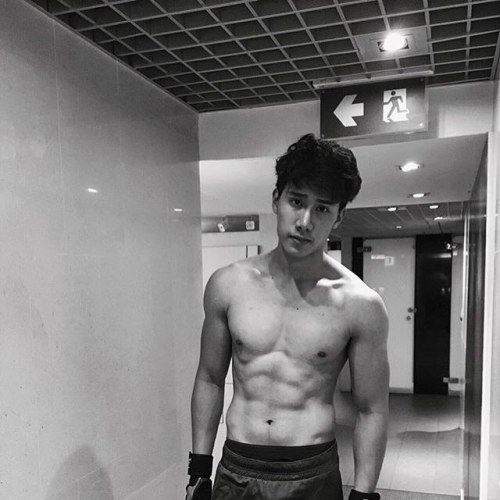 Beautiful #asianhunk i found on instagram - February 02, 2016 at 11:18PM #BAM
