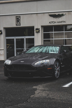 captvinvanity:  Black   V12   | Photographer | CV