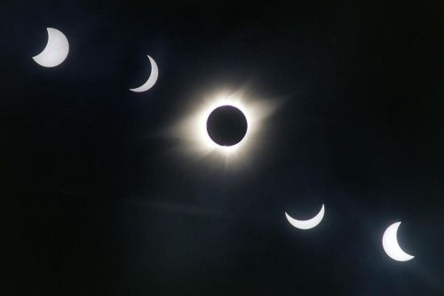 spaceexp:  A multiple exposure photograph shows the progress of the 11 July 1991 solar eclipse over Xochicalco, Mexico via reddit