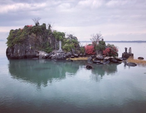 ＼おにわさん更新情報／ ‪[ 熊本県八代市 ] 水島 Mizushima Island, Yatsushiro, Kumamoto の写真・記事を更新しました。 ーーヤマトタケルの父・景行天皇が立ち寄