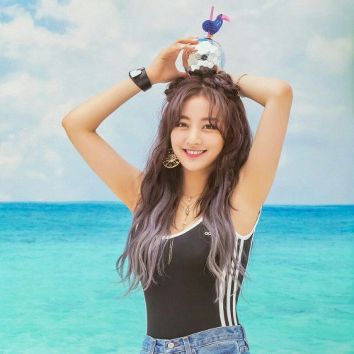 Jihyo: Dance The Night Away