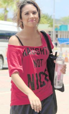 jasminevillegasportugal:  Jasmine V Candids - 2013/2014 