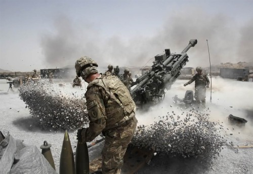 Porn photo danthemedicman:  armyboy414:HowitzerDat recoil