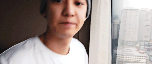 A Soft Sleepy Loey In Vietnam To The Stage Chanyeol & Sehun Studio.nng Update