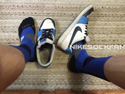 nikesockfan: Sorry for the re-upload. I was trying to start a theme but can’t really get to a 