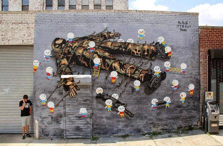 brooklynstreetart:  After the first one was buffed, this is “Gulliver 2.0”  By