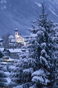 bluepueblo:  Snowy Dusk, La Iglesia, Switzerland photo via kathy   26/12/13