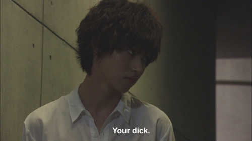 thevastemptiness:  blogofacrazychick:  lawlietfucker:   death note tv drama   crack [part one]  It’s an ORAL conversation. *INTENSE EYEBROW RAISE*  Autocorrect SUCKS *suggestive nose scrunch* 