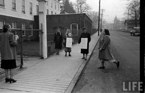 “Stop! Look! Go Back!” - Striking workers at Rockville mill(Michael Rougier. 1951)