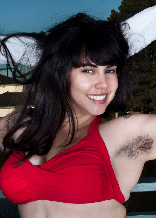 lovemywomenhairy:  What a gorgeous set of pits, awesome bush & labia and great rack on this beautiful brunette!!