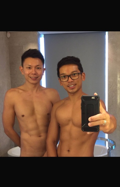 fuckyeahsgbois: ccbbct: Guys from Singapore Jack’dCan’t resist posting Frandy’s pic, even though it 