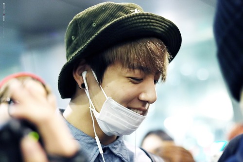 fykook:©  미스틱레드 | Do not edit. (1, 2)