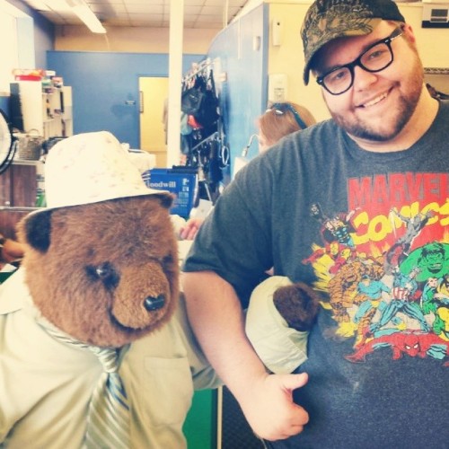 fuzzkitty:  Whos that dapper dressed fellow….why its Phen…and #bear 