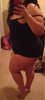 nofakecurves:  realcurveslatina2012:  &ldquo;I choose me&rdquo;  No Fake Curves :: Submit your Natural Beauty!