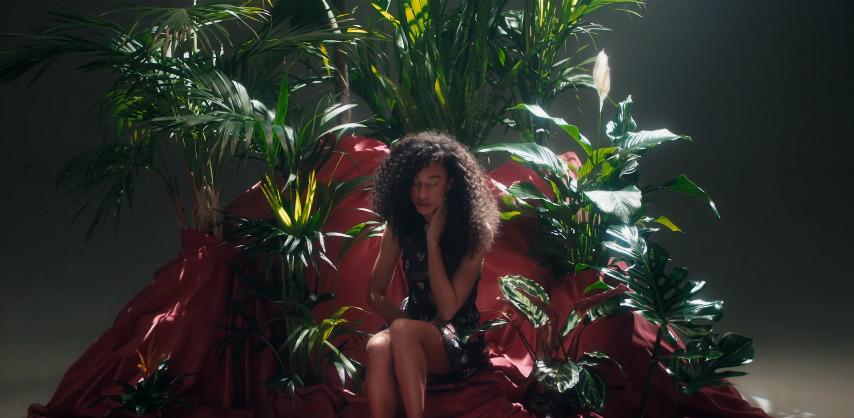 scr33ncaps:    Corinne Bailey Rae - Green Aphrodisiac   