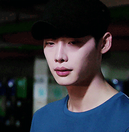 hitoritabi:  uinsummer:  E09  I will never not love Suk with a streak of danger.