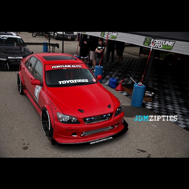 jdmzipties:  Teasers from yesterday’s #superlapbattle are live on www.jdmzipties.com!