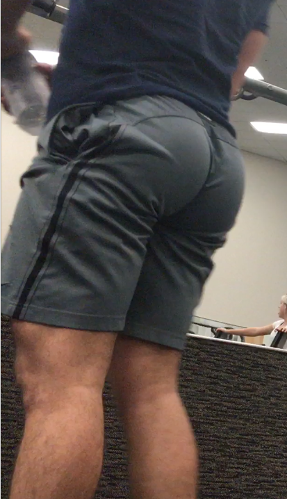 submit2muscle:Nice butt spycam work man 