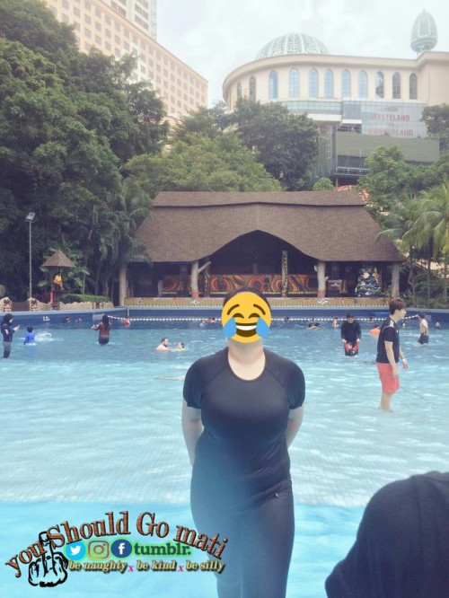 youshouldgomati: Melayu tetek beso mandi . ahhh