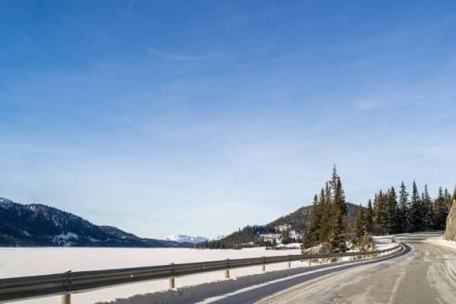 Roadtrip! #telemark #sonya7 #35mm #vintagelens #sonya7 #visittelemark #sonyimages #eyeem #detertelem