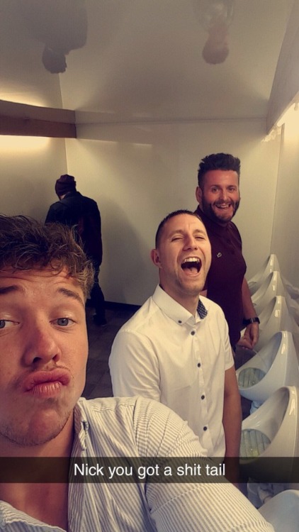gollygee2: That’s not a tail, Nick. ————————&m