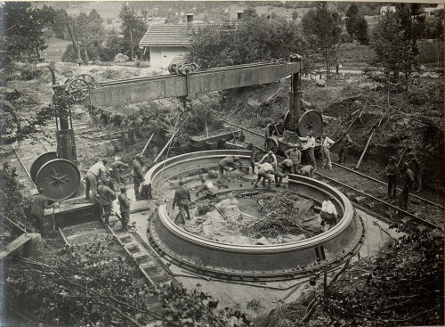 scrapironflotilla:Construction of a 42cm howitzer platform at Cucco, Slovenia, 1916.