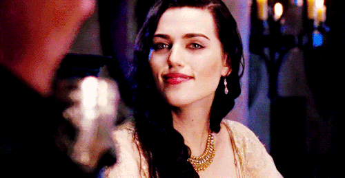 kara-luthors:smirky Morgana is my favourite Morgana