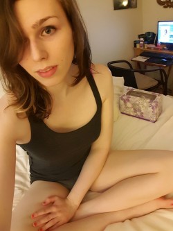lil-uni:  Some after cam session pics! (messy hair ahoy)