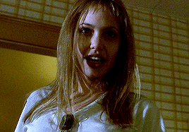 twilightly: “Lisa thinks she’s hot shit cause she’s a sociopath.” Angelina