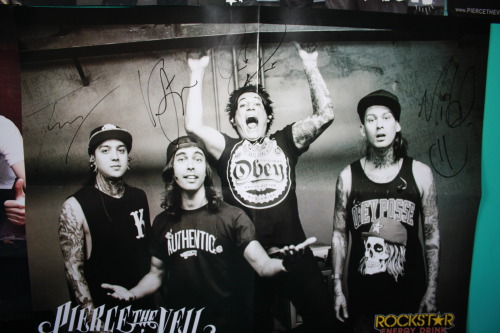 boldbruises:So, I’m doing another giveaway. This includes:Two Signed postersOne guitar pick from JaimeOne Collide With T