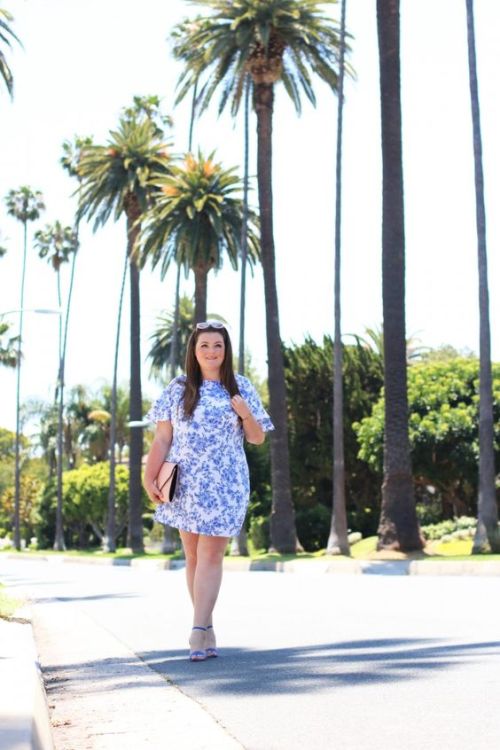 beautiful-real-women:  JDWilliams Ivory Blue Floral Ruffle Dress Lovely in LA trendy curvy dresses beverly hills hotel