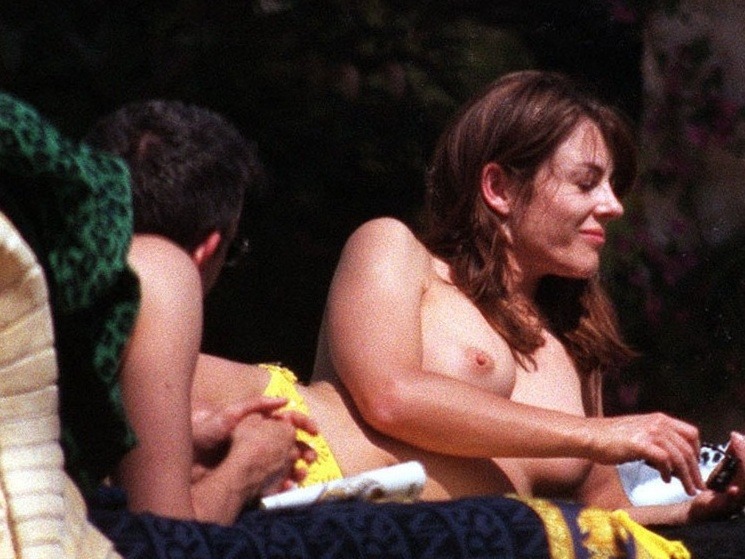 favorcelebs:  Elizabeth Hurley