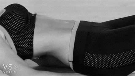 fitnessgifs4u:  Victoria’s Secret Workout-ABS &amp; Core…VIDEO 