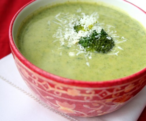 ketojenic: Broccoli Cheese Soup (Low Carb and Gluten Free)