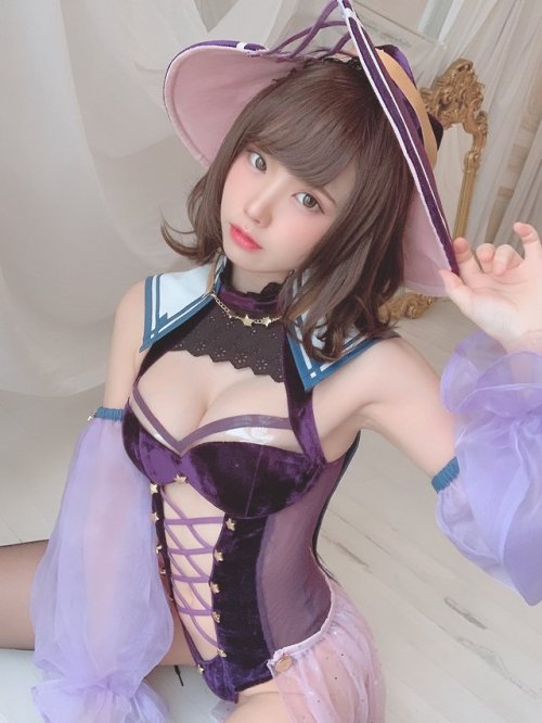 aimmmh2:  https://twitter.com/enako_cos
