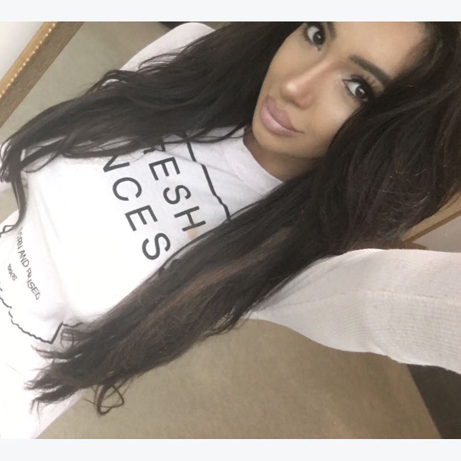 When your nose contour on fleek ✔️💁🏽 #nofilter by chloe.khan