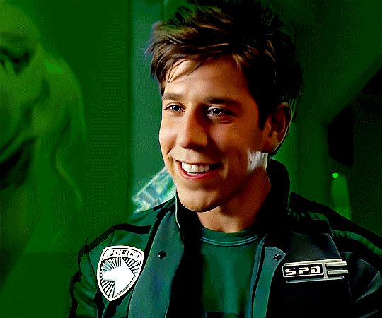 1154d04d3722c5ec041fd1a3438215255f4d5d7c.gif