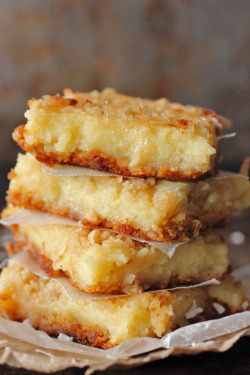 do-not-touch-my-food:  Lemon Coconut Bars