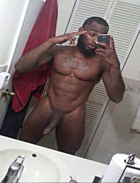 myxxxohxxxmyxxx:  Smoove !!!  Please follow:1 http://nudeselfshots-blackmen.tumblr.com/2